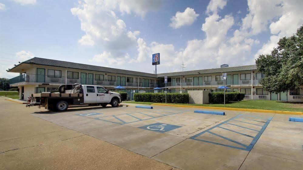 Hotel 6-monroe, La 2*
